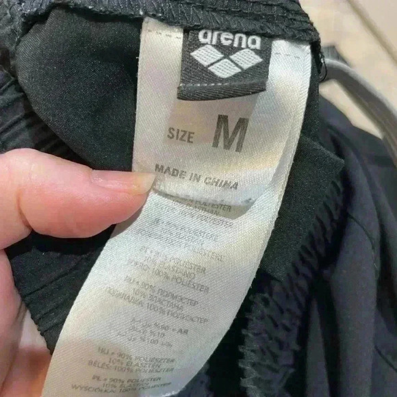 Arena Black Linerless Athletic Shorts Size M - Picture 4 of 4